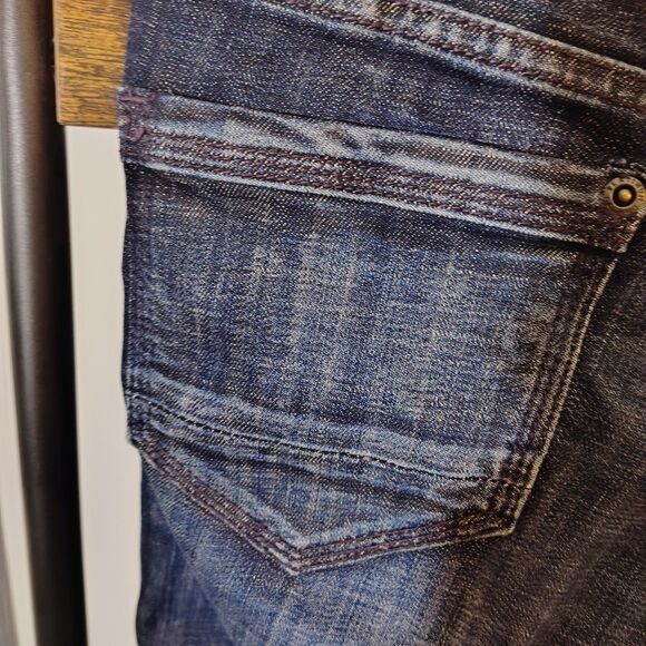 Chico's Size 1 (8) Platinum Jeans Stretch 5 Pocket 2 Button side leg Zip - Picture 15 of 16